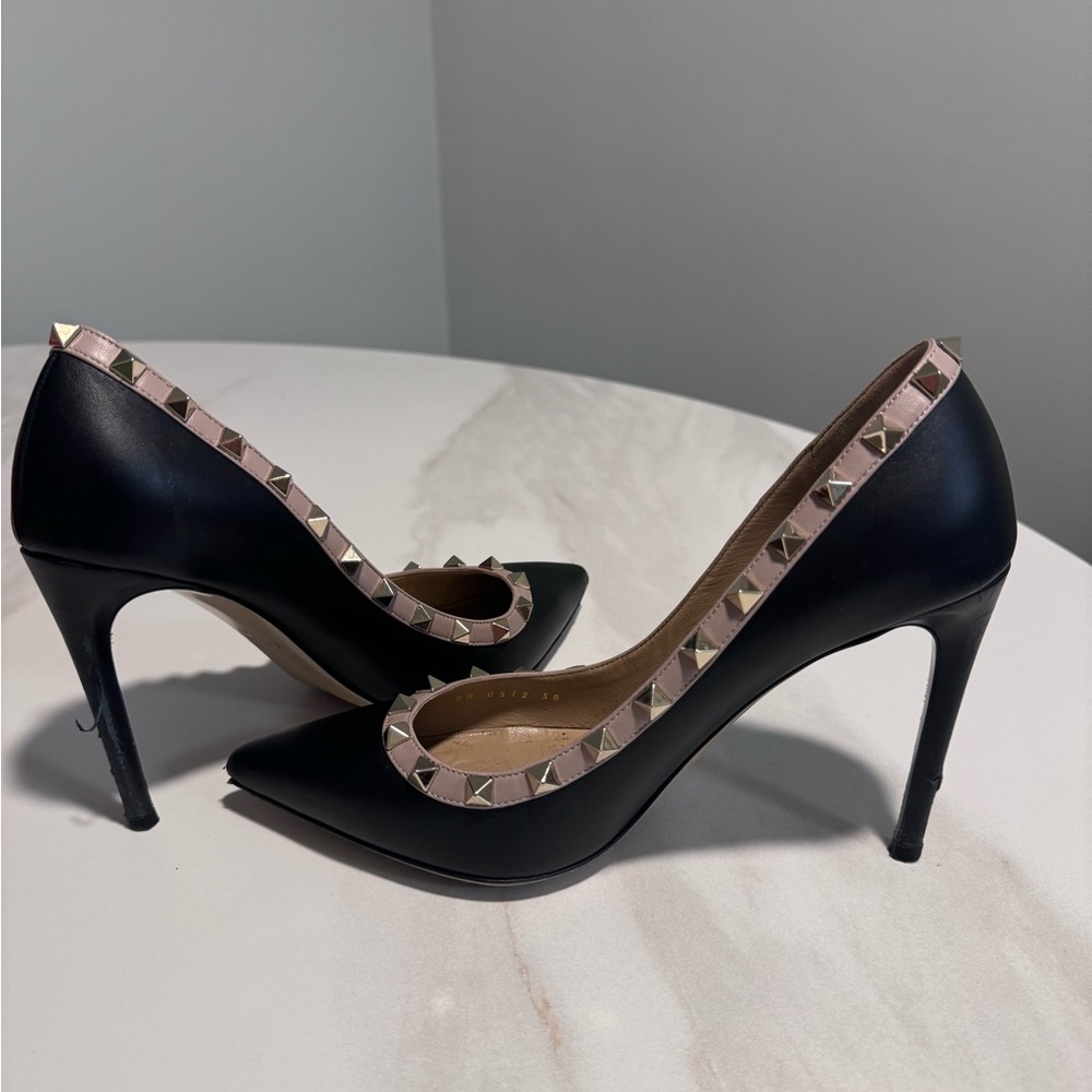 Valentino Garavani Black and Pink Heels